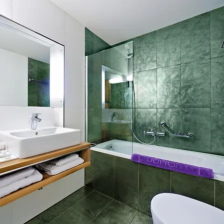 Bohem Art Hotel 4*