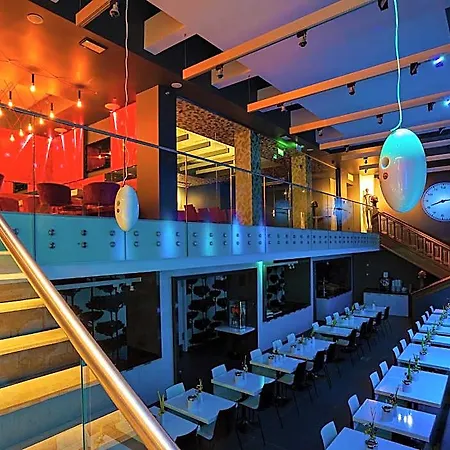 Bohem Art Otel 4*
