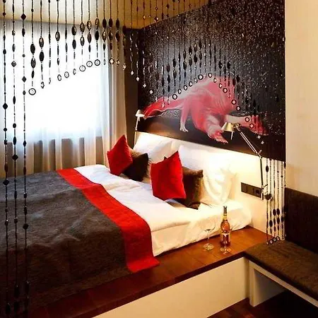 Hotell Bohem Art 4*